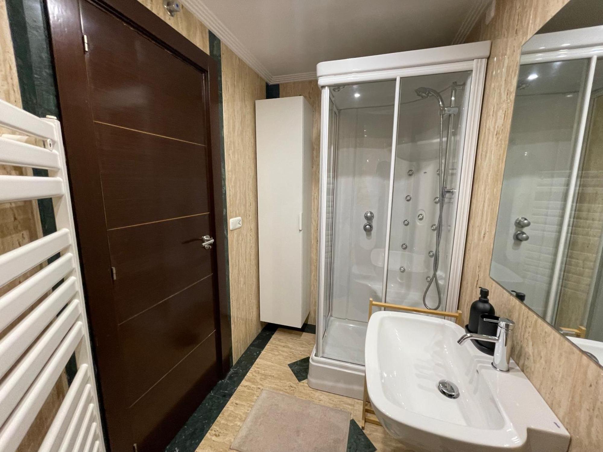 Atuaire Home Vivienda B Luminosa Parking Incluido En Plena Calle Comercial Burgo 外观 照片